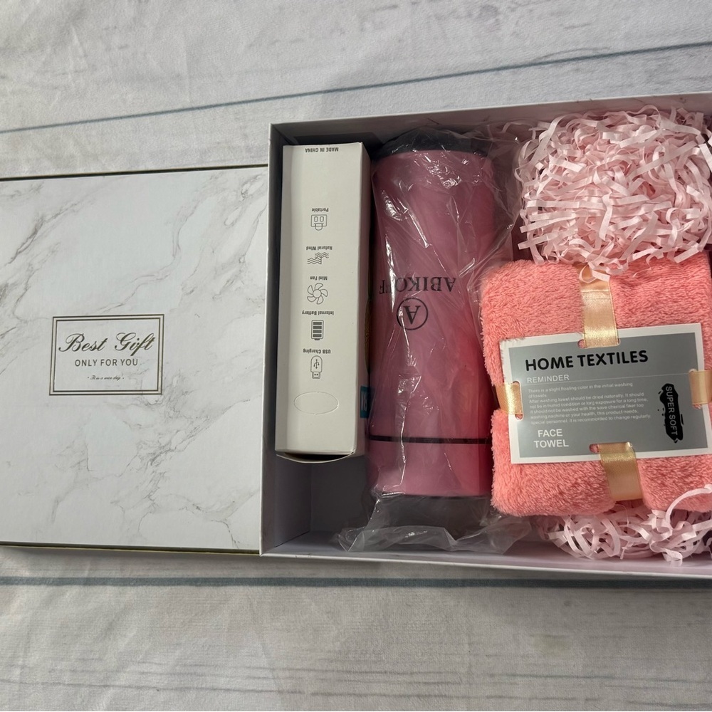 Pink ABIKOFF Gift Set with Thermos and Fan - Picture 5 of 7